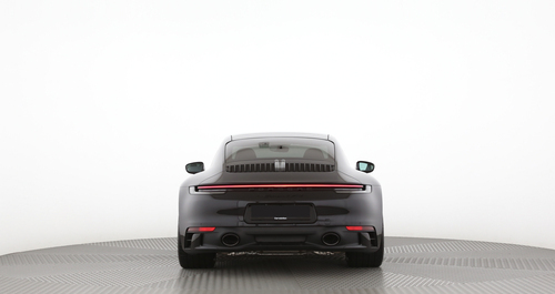 Porsche 911 Carrera 4 GTS