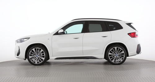 BMW iX1 xDrive30