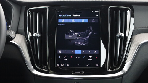 Volvo V60 T8 Ultra Dark