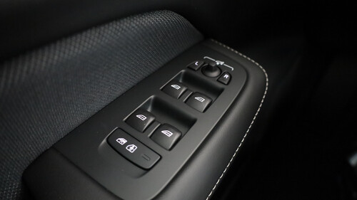 Volvo V60 T8 Ultra Dark