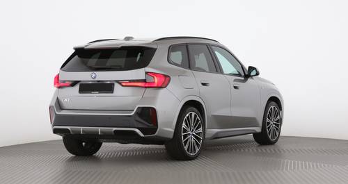 BMW iX1 xDrive30 M Sport