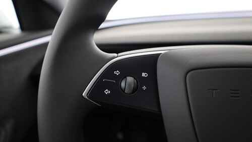 Tesla Model 3 Long-Range AWD