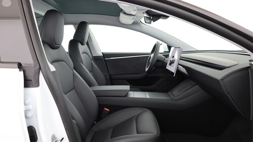 Tesla Model 3 Long-Range AWD