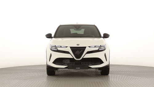 Alfa Romeo Junior Ibrida Q4