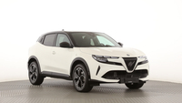 Alfa Romeo Junior Ibrida Q4