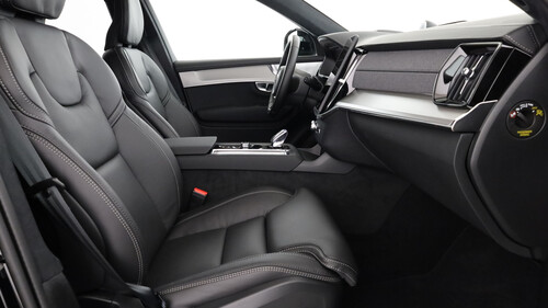 Volvo XC90 T8 Ultra Black Edition