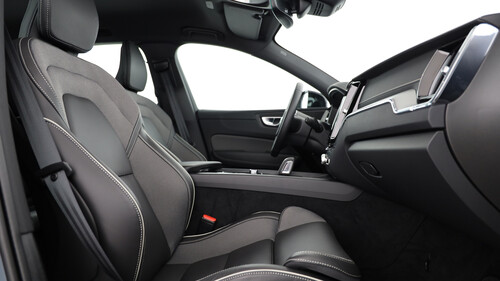 Volvo XC60 B5 R-Design