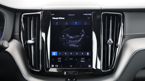 Volvo XC60 B5 R-Design