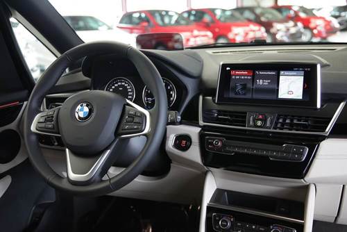 BMW 218i Active Tourer LCI